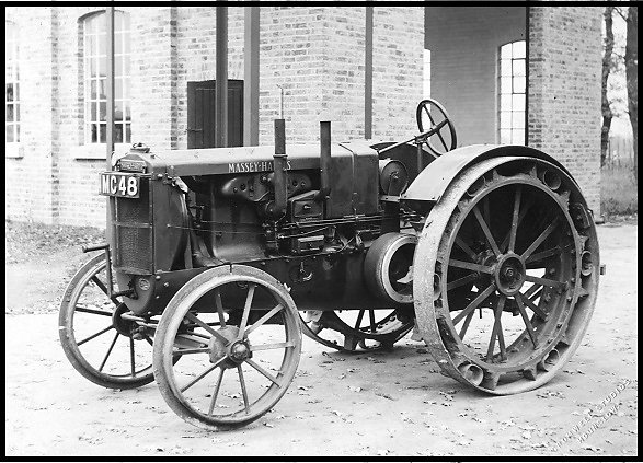 The Massey Harris Pacemaker Tractor – MC48.