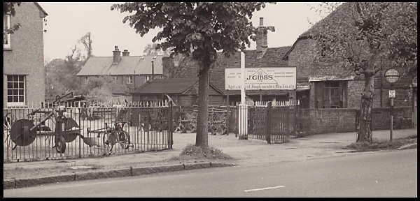 Early photograph of the Ripley site circa 1940's.